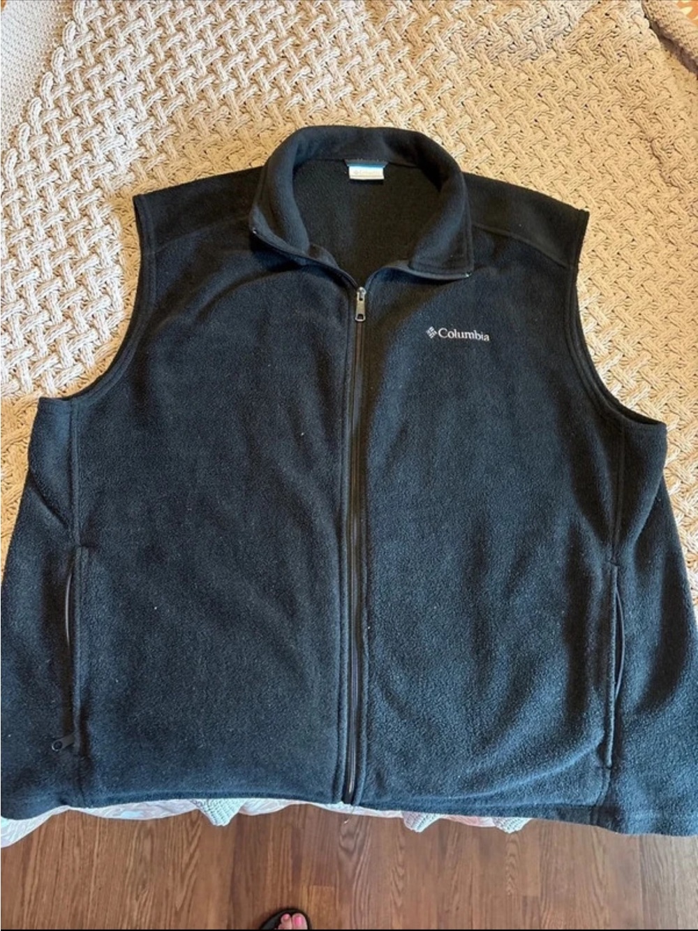 Columbia Men's Black Full-Zip Fleece Vest
